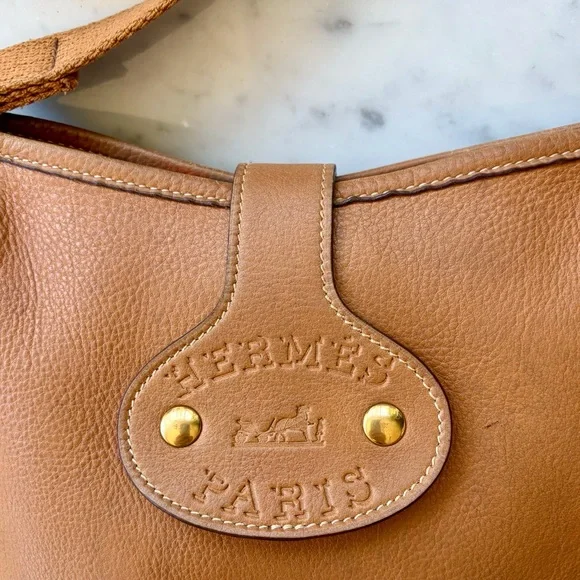 HERMÈS VTG ‘87 Fjord Rodeo Berline shoulder bag, Gold/gold, circleQ,GUC - Picture 5 of 16